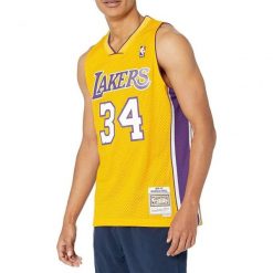 Koszulka do koszykówki męska Mitchell & Ness NBA Swingman Home Jersey Lakers 99. Żółte bezrękawniki Mitchell & Ness, bez wzorów, z jersey, bez ramiączek, do koszykówki. Za 559.00 zł.