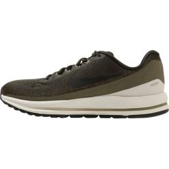 Nike Performance AIR ZOOM VOMERO Obuwie do biegania treningowe sequoia/black/med olive/bone. Buty do biegania marki Nike Performance. W wyprzedaży za 353.40 zł.