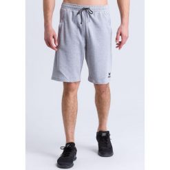 Krótka bluza Erima essential. Czarne szorty Erima, xl, bez wzorów, z dresówki, sportowe. Za 182.50 zł.