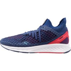 Puma IGNITE NETFIT Obuwie do biegania treningowe blue depths/toreador. Buty do biegania marki Puma. W wyprzedaży za 384.30 zł.