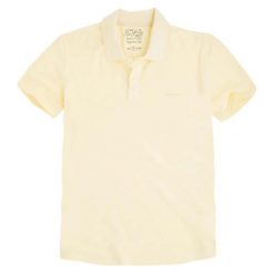 Koszulka polo w kolorze jasnożółtym. Koszulki polo sportowe marki Pepe Jeans, z nadrukiem, polo, z krótkim rękawem. W wyprzedaży za 139.95 zł.