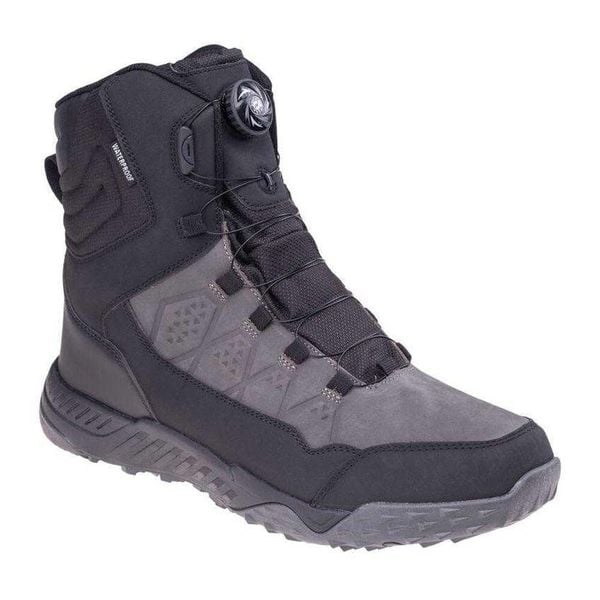 Buty do chodzenia męskie Magnum Wenton. Czarne buty turystyczne MAGNUM, bez wzorów, z gumy, bez zapięcia, trekkingowe. Za 384.25 zł.
