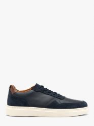 Granatowe sneakersy męskie DILLON. Niebieskie buty sportowe casual Ryłko, bez wzorów, ze skóry, bez zapięcia. Za 479.99 zł.