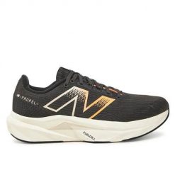 Buty do biegania męskie New Balance MFCPRCB5. Czarne buty do biegania New Balance, bez wzorów, z materiału, bez zapięcia, do biegania. Za 579.99 zł.