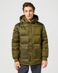 WRANGLER MĘSKA KURTKA ZIMOWA PARKA JACKET IVY GREEN 112357395. Zielone kurtki Wrangler, na zimę, m, bez wzorów, bez kaptura. Za 499.99 zł.