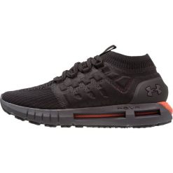 Under Armour HOVR PHANTOM LOW Obuwie do biegania treningowe triple black. Buty do biegania marki Under Armour, z materiału. Za 589.00 zł.