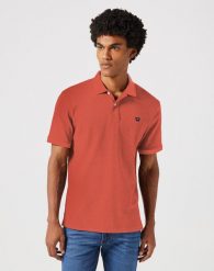 WRANGLER REFINED POLO SHIRT MĘSKA KOSZULKA POLO POLÓWKA BURNT 112352859 W749013632. Koszulki polo Wrangler, m, bez wzorów, bez kołnierzyka, bez ramiączek. Za 109.99 zł.