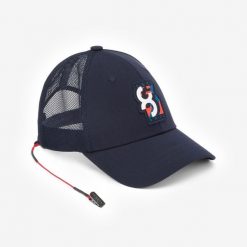 Czapka z daszkiem żeglarska Decathlon 500. Niebieskie czapki z daszkiem Decathlon, bez wzorów, z elastanu. Za 49.99 zł.