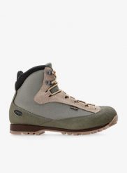 Buty bushcraft męskie AKU Pilgrim DS. Zielone buty turystyczne Aku, bez wzorów, z nylonu, przed kolano, bez zapięcia, trekkingowe. Za 499.00 zł.