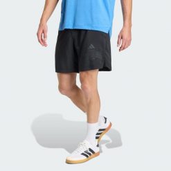 Spodenki Treningowe Z Grafiką D4T Power Essentials. Czarne krótkie spodenki sportowe Adidas, bez wzorów. Za 179.00 zł.