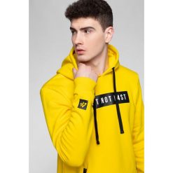 Bluza męska BLM202 - żółty. Bluzy z kapturem marki 4F. Za 119.99 zł.
