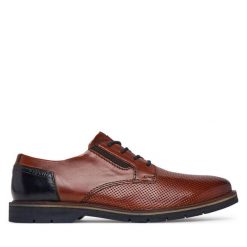 Półbuty Bugatti. Brązowe eleganckie półbuty Bugatti, bez wzorów, bez obcasa, bez zapięcia. Za 339.99 zł.