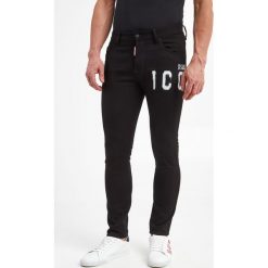 Jeansy męskie Skater Jean DSQUARED2. Jeansy Dsquared2, m. W wyprzedaży za 2,174.25 zł.