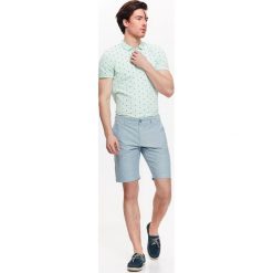 SZORTY MĘSKIE Z TKANINY OXFORD. Szorty marki TOP SECRET. W wyprzedaży za 39.99 zł.