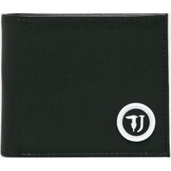 Trussardi Jeans - Portfel. Czarne portfele TRUSSARDI JEANS, bez wzorów, z jeansu. W wyprzedaży za 199.90 zł.