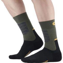Skarpetki Monnet Hunting Expert. Zielone skarpety MONNET, bez wzorów, z elastanu. Za 154.50 zł.