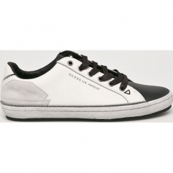 Guess Jeans - Tenisówki Lea. Trampki marki Guess Jeans. W wyprzedaży za 379.90 zł.