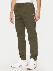 Champion Joggery 220518 Zielony Regular Fit. Zielone joggery i bojówki Champion, m, bez wzorów, z bawełny. Za 79.99 zł.