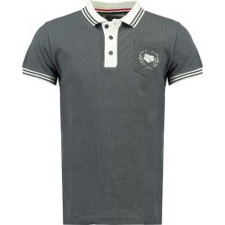 Koszulka polo w kolorze szarym. Szare koszulki polo sportowe marki Stone Goose, bez wzorów, bez kołnierzyka, bez ramiączek. W wyprzedaży za 98.95 zł.