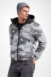 Kurtka EMPORIO ARMANI. Kurtki Emporio Armani, m, bez wzorów, bez kaptura. W wyprzedaży za 1,492.47 zł.