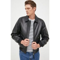 Pepe Jeans kurtka skórzana męska kolor czarny przejściowa. Czarne kurtki Pepe Jeans, l, bez wzorów, z jeansu, bez kaptura. Za 1,299.90 zł.