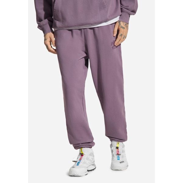 Spodnie dresowe męskie Prosto Flathead. Fioletowe szorty Prosto., m, bez wzorów, z dresówki. W wyprzedaży za 144.99 zł.