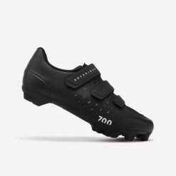 Buty rowerowe MTB Rockrider Race 700. Czarne buty turystyczne ROCKRIDER, bez wzorów, z nylonu, bez zapięcia, rowerowe. Za 289.99 zł.
