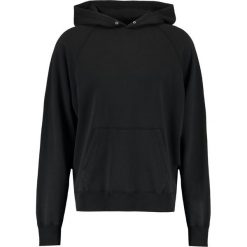 Hope CHAMP Bluza z kapturem faded black. Bluzy marki Hope. W wyprzedaży za 431.40 zł.