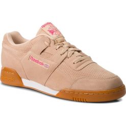 Buty Reebok - Workout Plus Mu CN5195 Sahara/Twisted Pink/White. Buty sportowe casual marki Reebok. W wyprzedaży za 279.00 zł.
