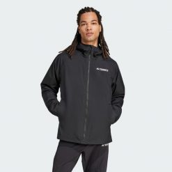 Kurtka Terrex Multi 2L RAIN.RDY. Fioletowe kurtki Adidas, l, bez wzorów, z materiału, bez kaptura. Za 549.00 zł.