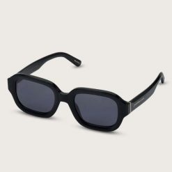 Okulary Kapten & Son Biarritz Czarne. Czarne okulary przeciwsłoneczne KAPTEN & SON. Za 507.56 zł.