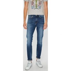 Calvin Klein Jeans - Jeansy. Jeansy marki Calvin Klein Jeans. W wyprzedaży za 319.90 zł.