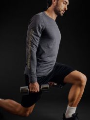 4F Longsleeve treningowy regular szybkoschnący męski - szary M. Szare koszulki z długim rękawem 4F, m, bez wzorów, z materiału, bez ramiączek. Za 129.99 zł.