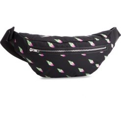 Saszetka nerka MCQ - Waist Pack 543120 R7B03 1000 Black. Saszetki i nerki MCQ. W wyprzedaży za 439.00 zł.