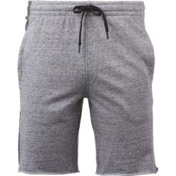 Under Armour Spodenki męskie EZ KNIT SHORT szare r. M (1306496-035). Krótkie spodenki sportowe marki Under Armour. Za 112.00 zł.