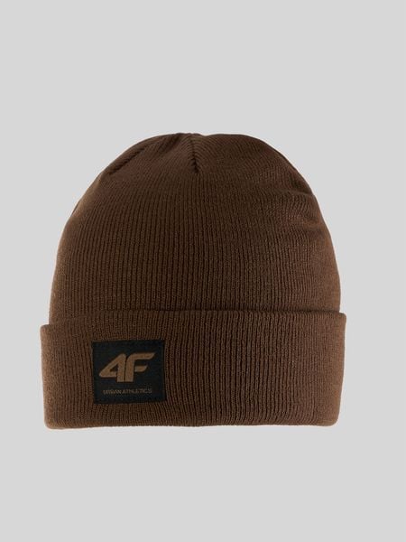 4F Czapka beanie męska - brązowa Uniwersalny. Brązowe czapki zimowe 4F, bez wzorów, z dzianiny. Za 49.99 zł.