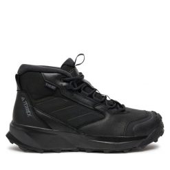Trekkingi adidas. Czarne botki sznurowane Adidas, bez wzorów, bez obcasa, bez zapięcia. Za 749.99 zł.