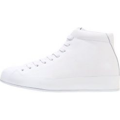 Rag & bone Sneakersy wysokie white. Buty sportowe casual marki rag & bone. W wyprzedaży za 649.50 zł.