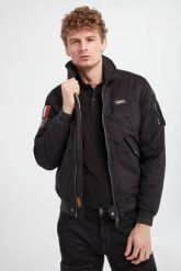 Kurtka AERONAUTICA MILITARE. Czarne kurtki Aeronautica Militare, m, z aplikacjami, bez kaptura. Za 1,959.00 zł.