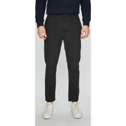Tommy Jeans - Spodnie Randy. Eleganckie spodnie marki Tommy Jeans. W wyprzedaży za 199.90 zł.