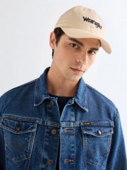 MESKA CZAPKA WRANGLER LOGO CAP ECRU 112378792. Czapki z daszkiem Wrangler, bez wzorów. Za 79.99 zł.