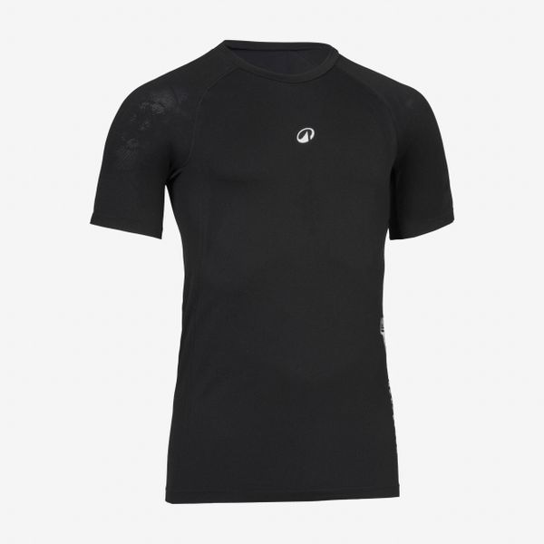 Podkoszulek do koszykówki krótki rękaw unisex NBA Tarmak 900 bez szwów. Czarne podkoszulki TARMAK, xl, bez wzorów, z elastanu, bez ramiączek. Za 89.99 zł.