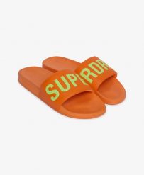 Superdry Klapki Pool z wyściełanym paskiem i formowaną wkładką – Orange Sorbet. Brązowe klapki Superdry, z poliesteru. Za 129.40 zł.