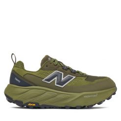 Buty do biegania New Balance. Zielone buty do biegania New Balance, bez wzorów, bez zapięcia, do biegania. Za 749.99 zł.