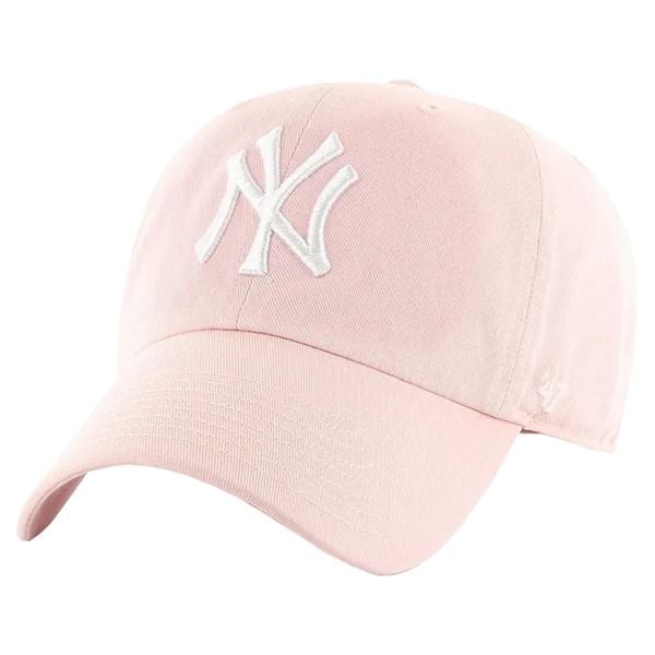 Czapka z daszkiem męska 47 New York Yankees Clean Up Cap. Czerwone czapki z daszkiem 47 Brand, bez wzorów, z bawełny. Za 109.99 zł.