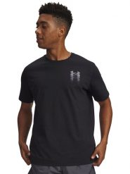 Under Armour Koszulka w kolorze czarnym rozmiar: M. Czarne t-shirty sportowe Under Armour, bez wzorów, z bawełny, bez ramiączek, outdoorowe. Za 68.95 zł.