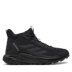 Trekkingi adidas. Czarne botki sznurowane Adidas, bez wzorów, bez obcasa, bez zapięcia. Za 419.99 zł.