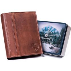 Portfel skórzany PETERSON PTN N005-PCA c. brązowy. Brązowe portfele Peterson, bez wzorów, ze skóry. Za 109.00 zł.