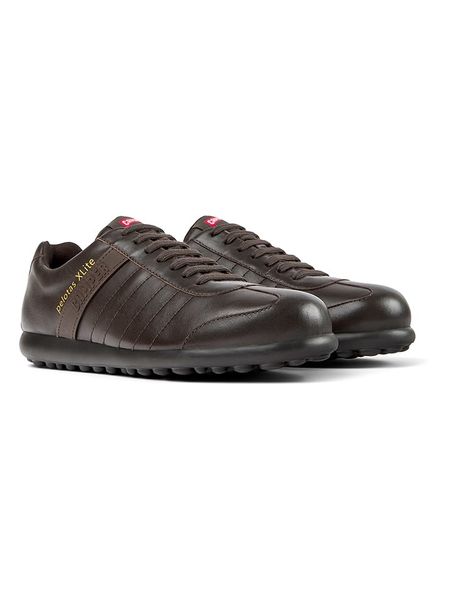 Camper Skórzane sneakersy w kolorze brązowym rozmiar: 41. Brązowe buty sportowe casual Camper, bez wzorów, bez zapięcia. Za 258.52 zł.