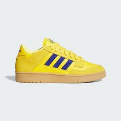 Buty Rapid Court Low. Niebieskie buty do koszykówki Adidas, przed kostkę, bez zapięcia, do koszykówki. W wyprzedaży za 228.65 zł.